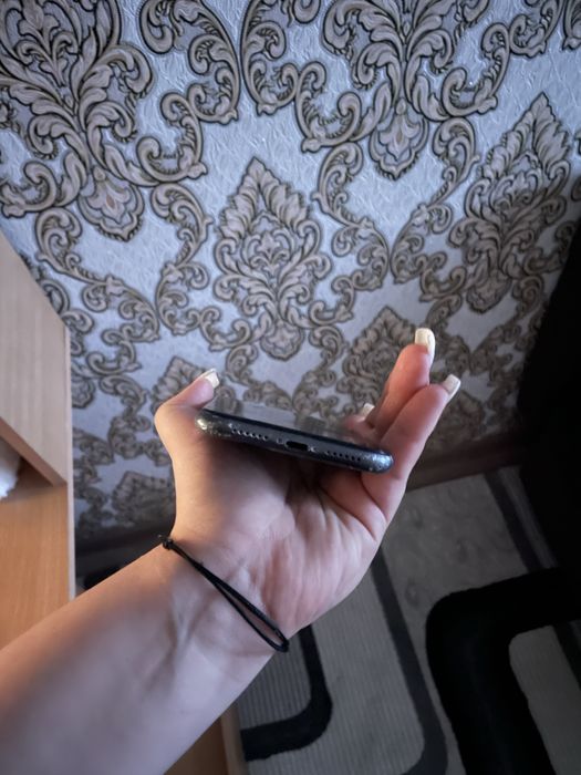 Iphone 11 64 полдам