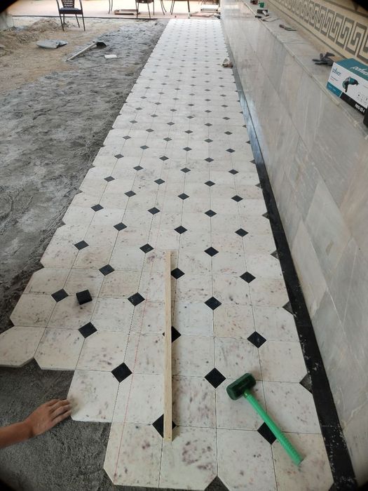 Pod kulech ustochilik.