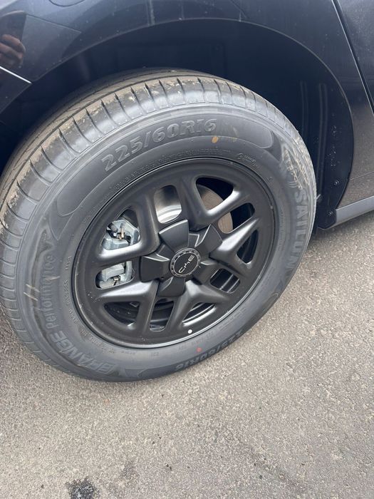 Продается BYD SEAL 05 ( черный цвет )