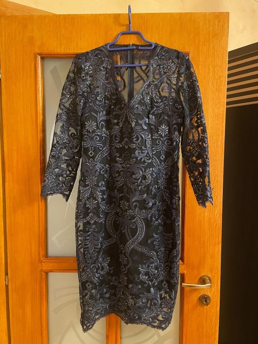 Rochie dama ocazie eleganta, purtata o singura data, mărimea M( cumpărată la prețul de 900 lei)