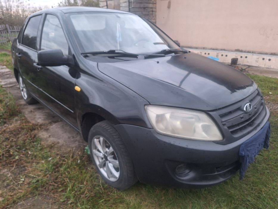 Lada Granta в хорошем состоянии