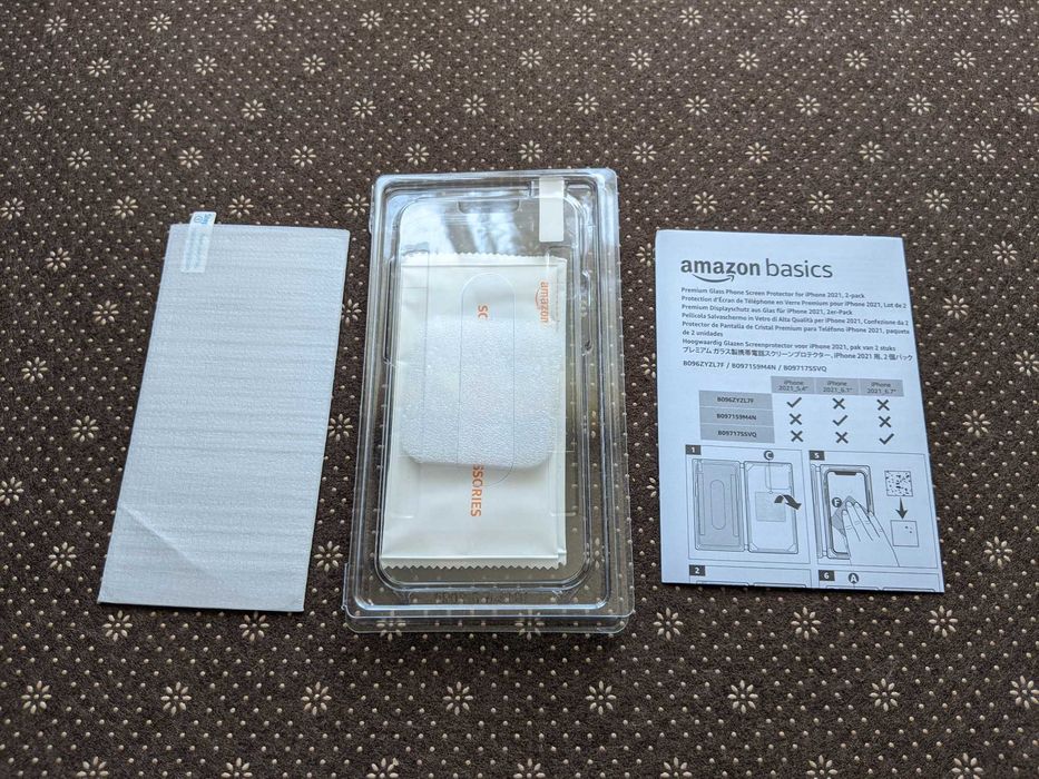 Защитное стекло Amazon Basics для iPhone 13 Pro Max 2 шт.