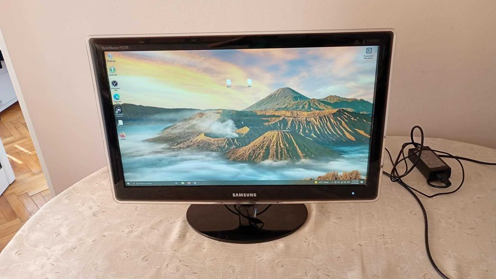Продавам Монитор Samsung SyncMaster P2370 - Като нов