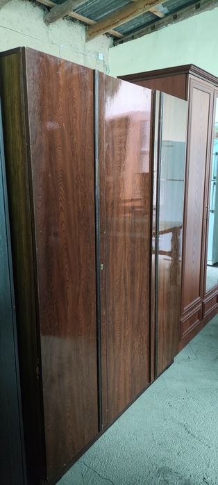 Har hil turdaki raseski mebilar sotladi hohlagan turdaki meblar bor