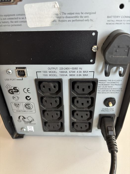 APC Smart-UPS 1000VA