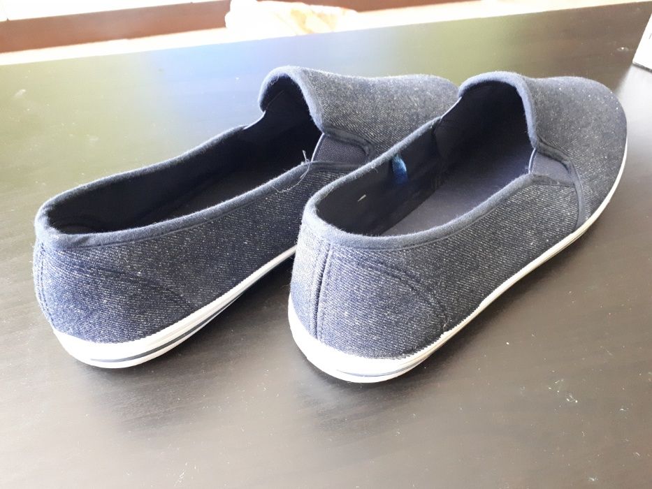 Нови дънкови обувки Slazenger
