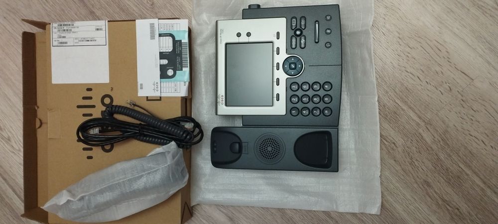 Продам новый Cisco iPhone 7945G