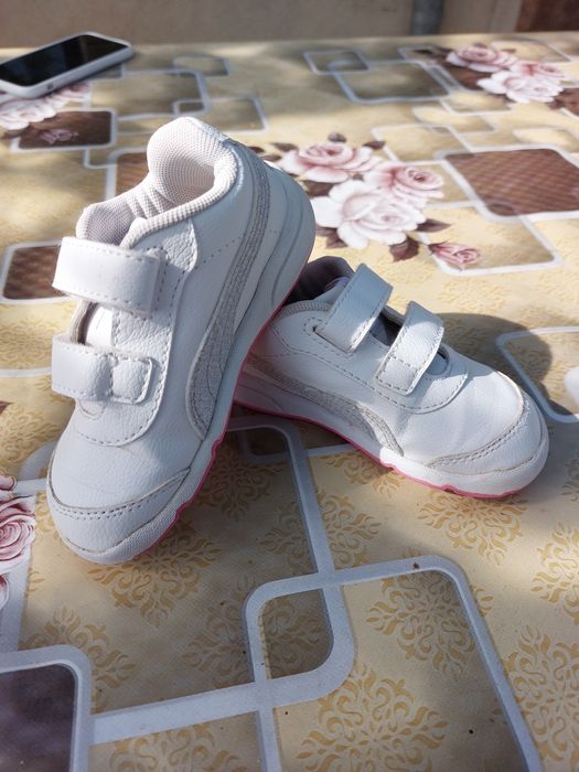 Adidasi Puma, mărimea 22