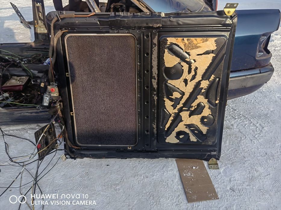 Продам Ауди  100 с4 запчасти