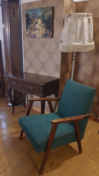 Винтажное кресло