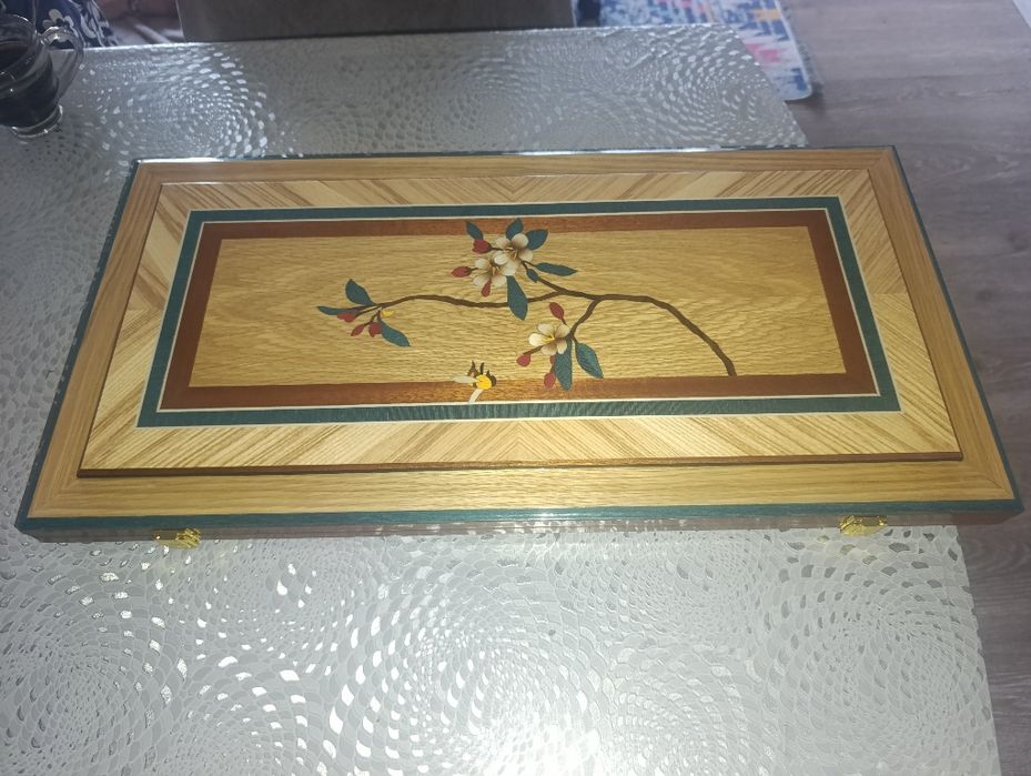 Продам нарды новые бронированные с чехлом