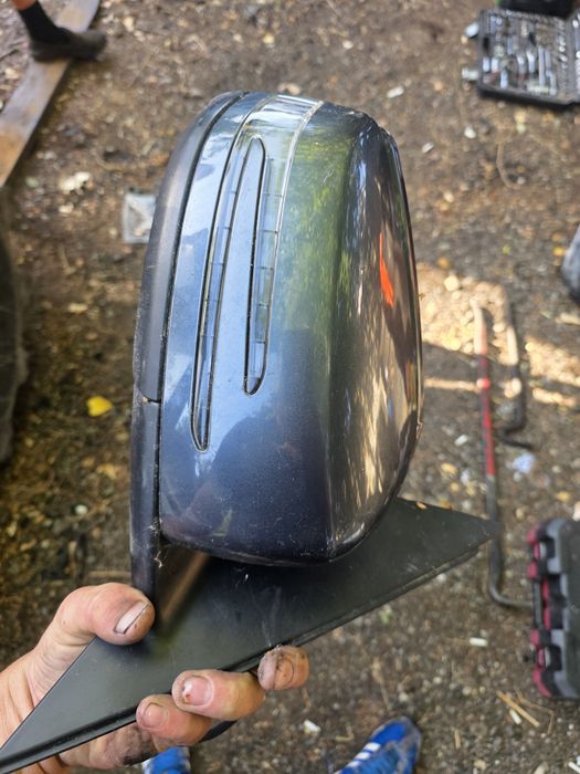 Дясно огледало за Mercedes W204 Facelift
