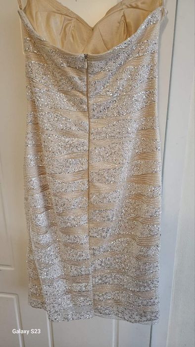 Официална рокля с брокат