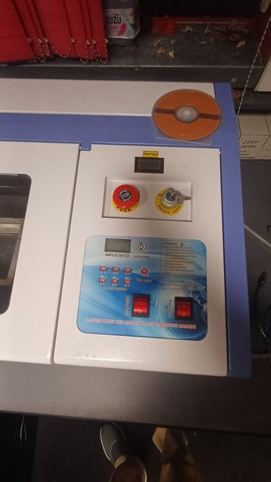 Aparat gravura laser