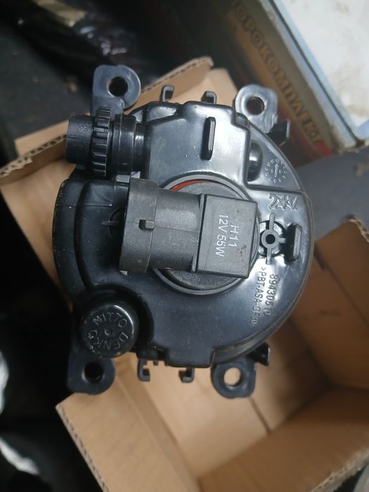 Продам противотуманки на нексию