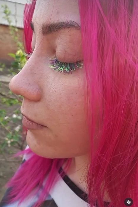 Наращивание и ламинирование ресниц.