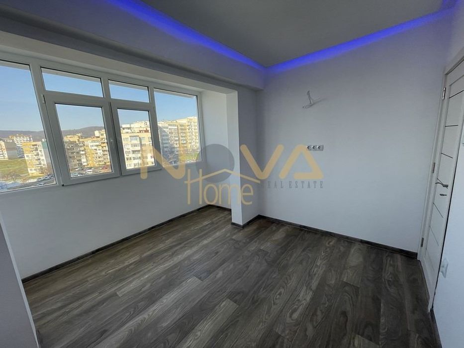 Продава се Тристаен апартамент в Варна, Владислав Варненчик - 65 кв.м за 1059 €/кв.м - Снимка #4