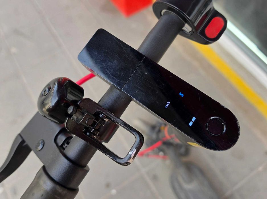 Xiaomi Mi Electric Scooter Pro 2