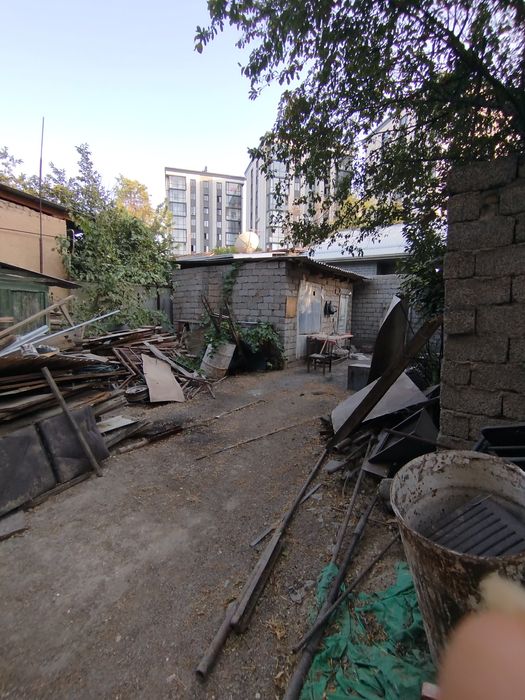 Продаётся участок на улице Баку под строительство