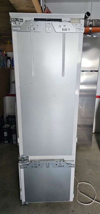 Combina frigorifica integrata Miele KF7742D