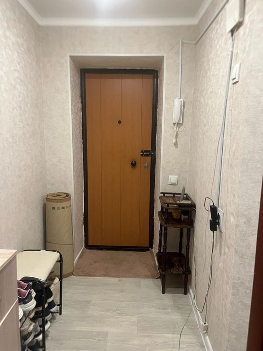 Продам квартиру 1-60, 2-этаж, 7 млн ТГ.