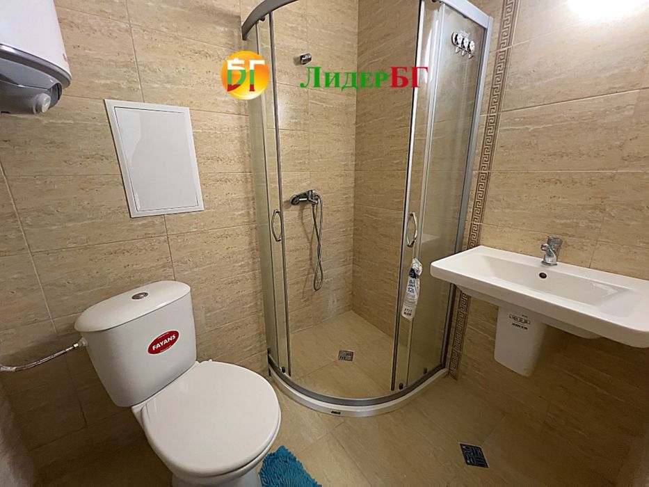 Продава се Двустаен апартамент в к.к. Елените - 60 кв.м за 1000 €/кв.м - Снимка #8