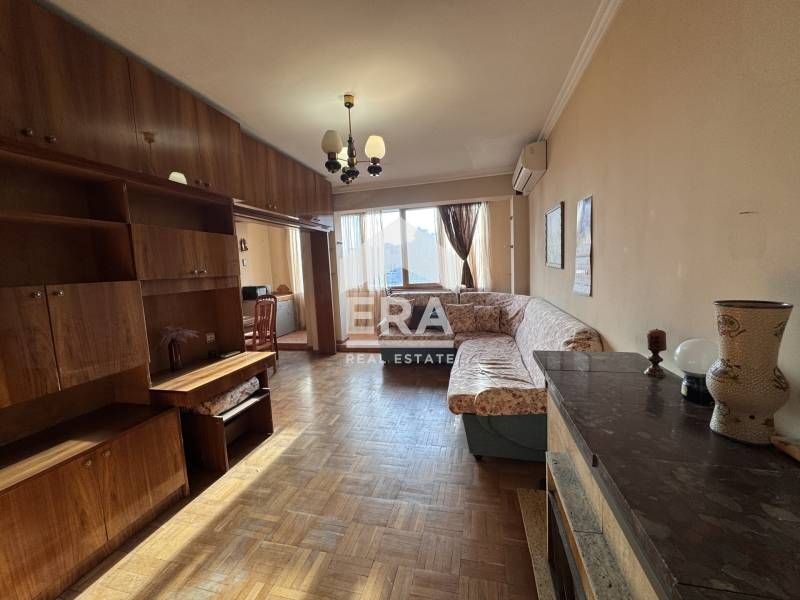 Продава се Тристаен апартамент в Варна, Окръжна болница - 86 кв.м за 1412 €/кв.м - Снимка #2