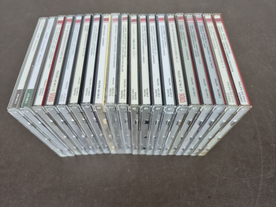 Vând Lot 20 CD cu muzica clasica mixta colectia Philips