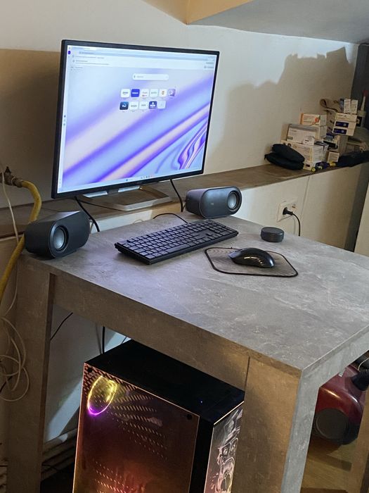 Calculator,subufar boxe si monitor