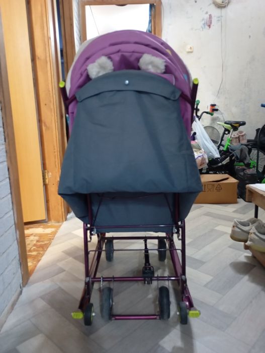 Санки- коляска в отличном состоянии.