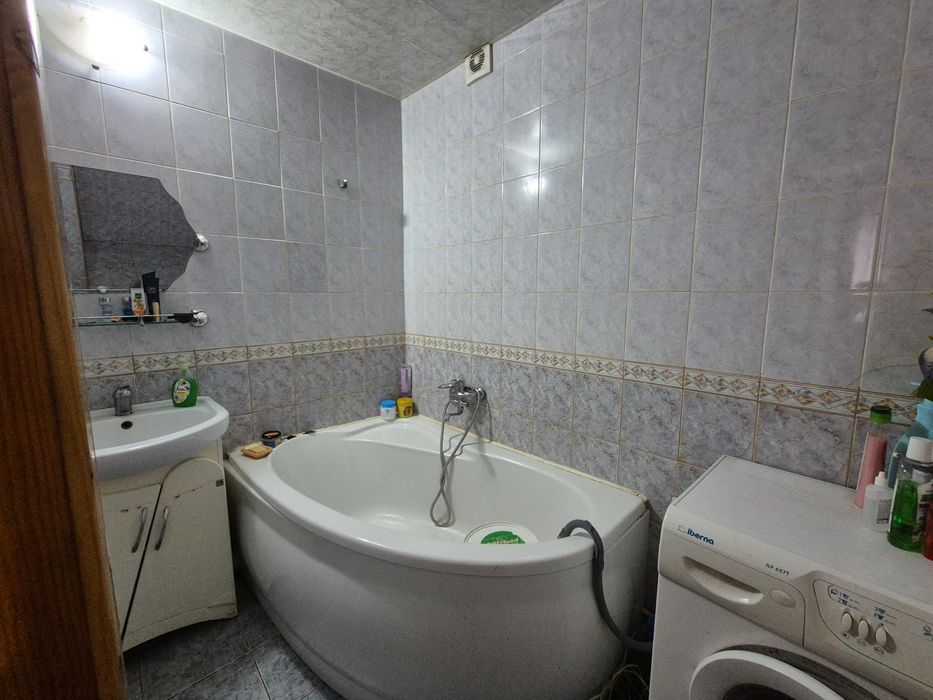 Продам 3-х комн квартиру в районе гор парка