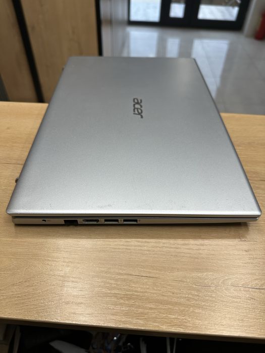 Acer Aspire 3 - Intel Core 15- 1135G7 /16Gb/SSD 512gb/Iris XE Graphics