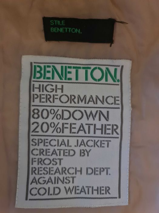 Дамско яке Beneton размер s топло с вата - пух.