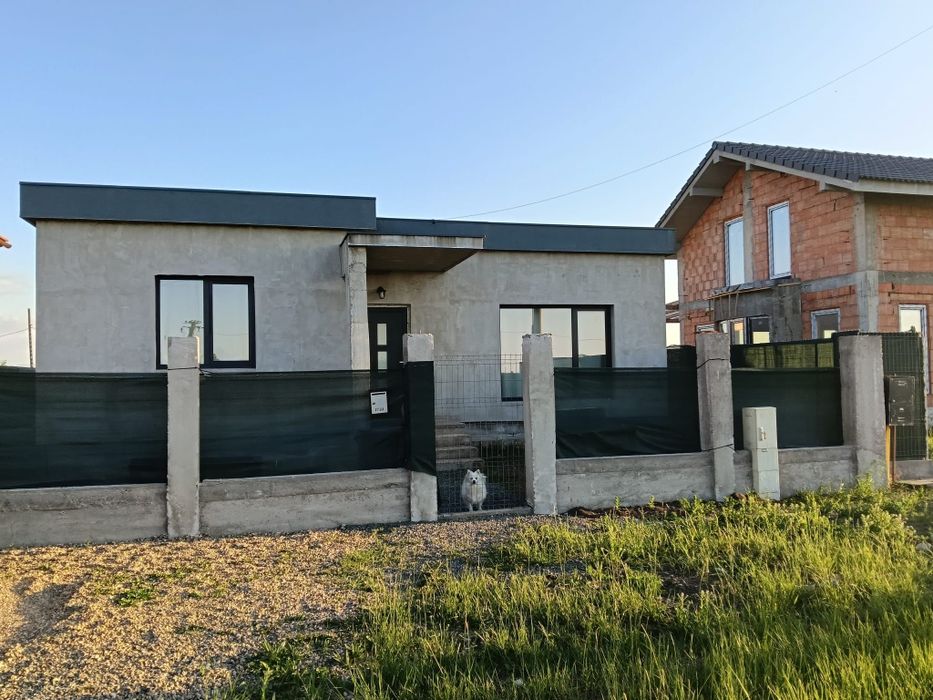 Casa noua moderna in Zimandul nou