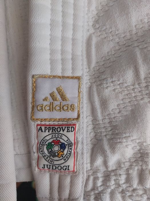 Продаётся кимоно