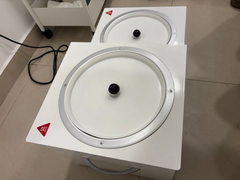 Decantor profesional ceară 8L – stare foarte buna, utilizat foarte puțin