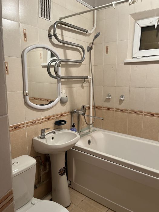 2 комнатная посуточно, по часам