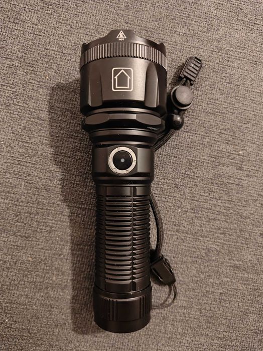 Продавам ръчен фенер