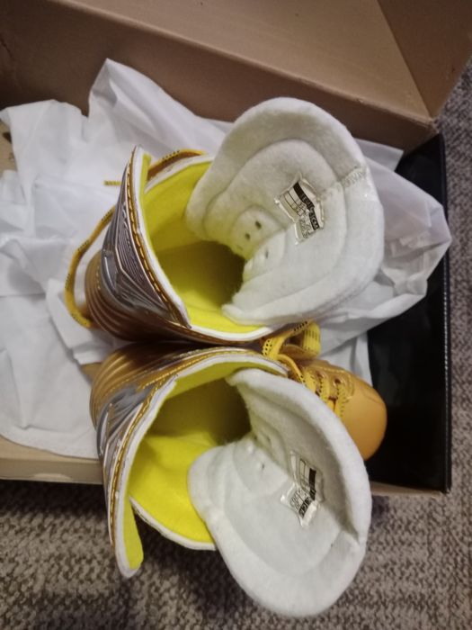 Коньки хоккейные