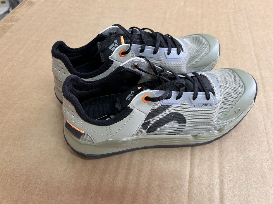 Кроссовки five ten