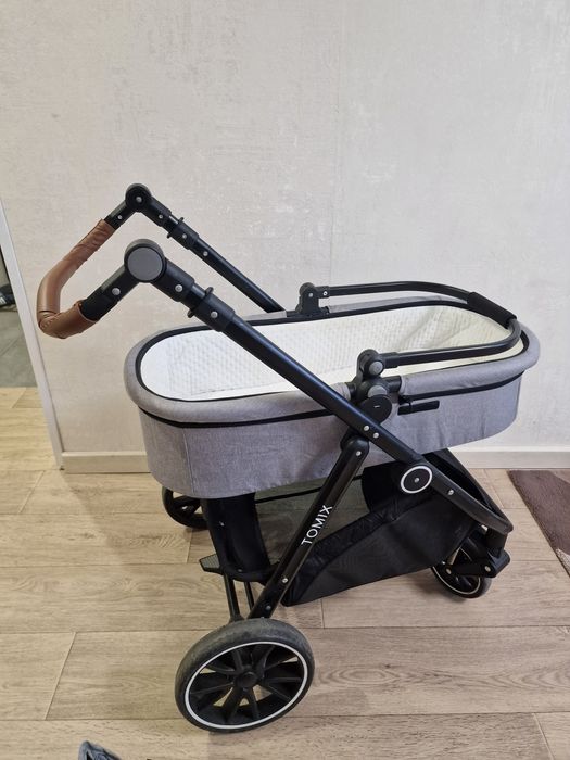 Продам коляску Томix 2 в 1