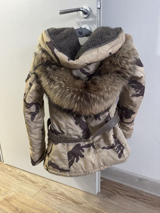 Geaca dama cu piele si blana naturala . Marime S-M