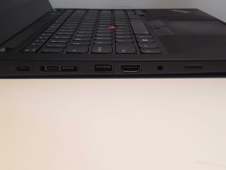 Лаптоп Lenovo ThinkPad T490 i5-8265U 16GB 512GB WIN11