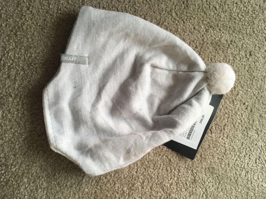 Нови шапки Craft и ръкавици