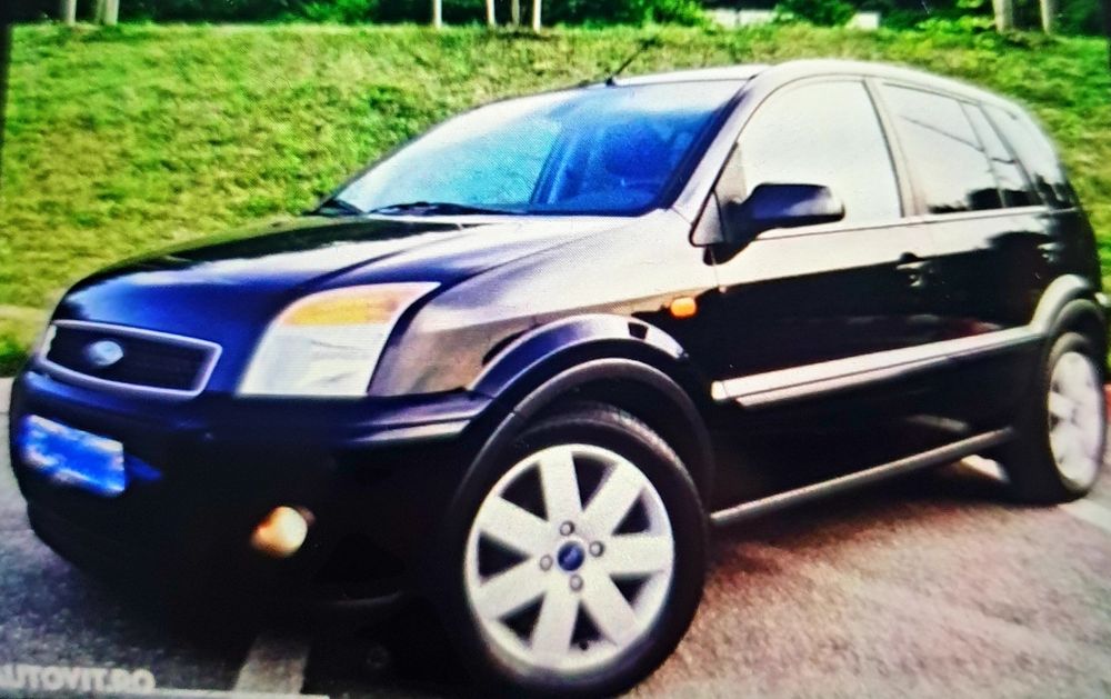 Capota aripa far usa trager Ford Fusion