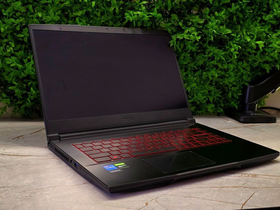 Ноутбук MSI GF63 THIN