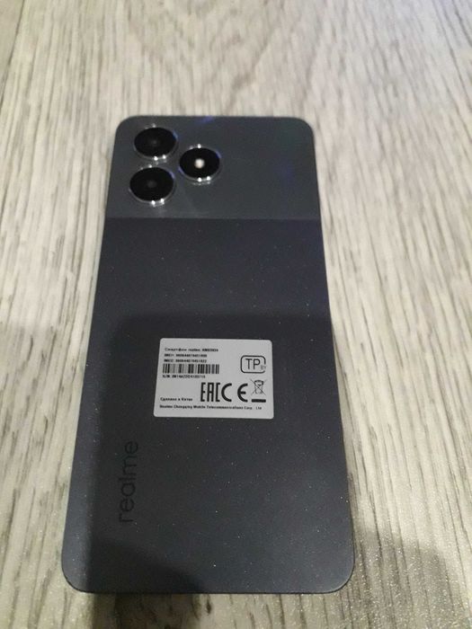Продам телефон Realme note 50