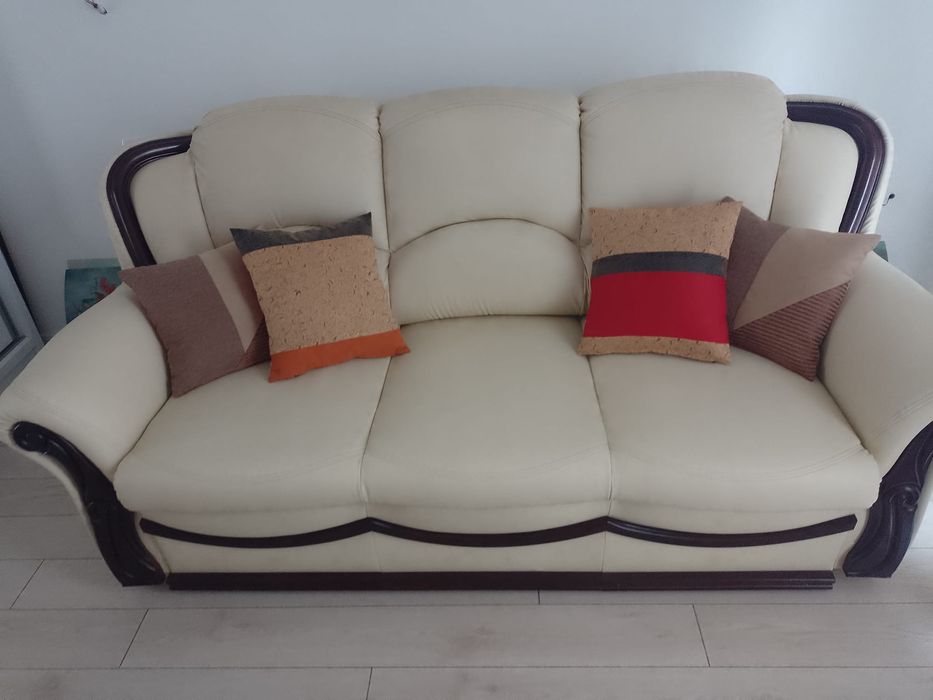 Canapea 3 locuri extensibila