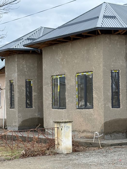 Шахрисабз шахрида станцияда тайёр курилиб биьирилган участок