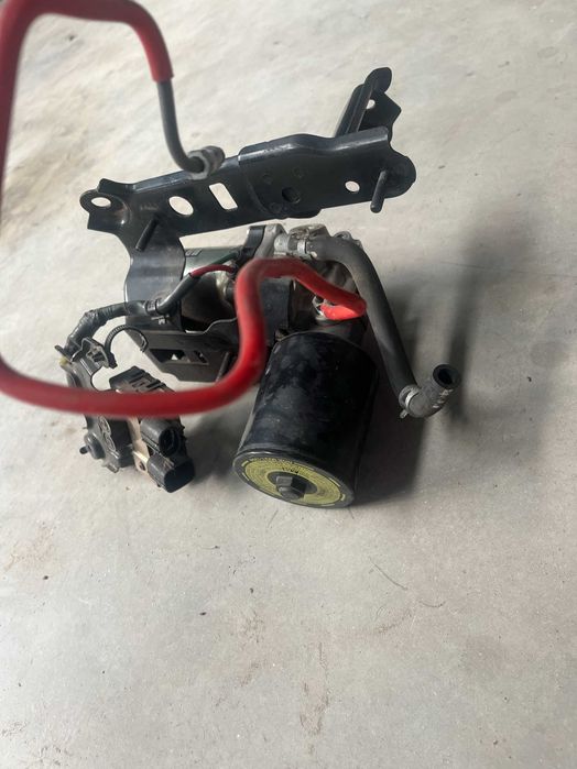 Помпа ABS pump Lexus RX450 2008/2015